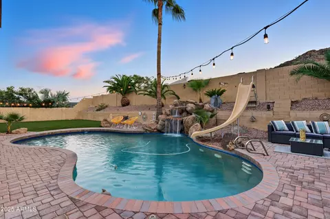 Exterior - 2217 E North Ln, Phoenix, AZ 85028 photo 11 of 43