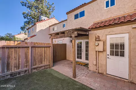 Exterior - 4525 E Rhonda Dr, Phoenix, AZ 85018 photo 3 of 5