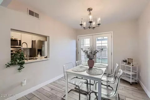 Dining - 4525 E Rhonda Dr, Phoenix, AZ 85018 photo 1 of 2