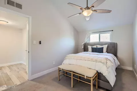 Bedroom - 4525 E Rhonda Dr, Phoenix, AZ 85018 photo 1 of 2