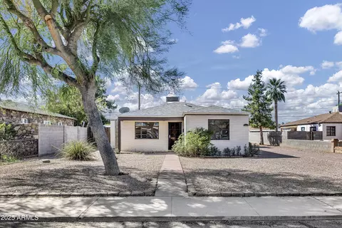 2449 E Fairmount Ave, Phoenix, AZ 85016