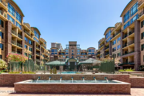 2302 N Central Ave #207, Phoenix, AZ 85004