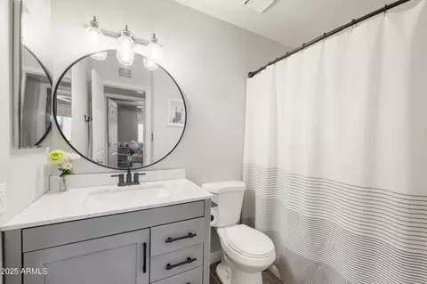 Bath - 949 W Hackamore St, Mesa, AZ 85201 photo 1 of 2
