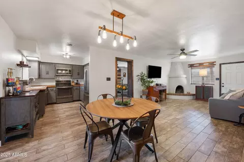 Dining - 949 W Hackamore St, Mesa, AZ 85201 photo 2 of 2