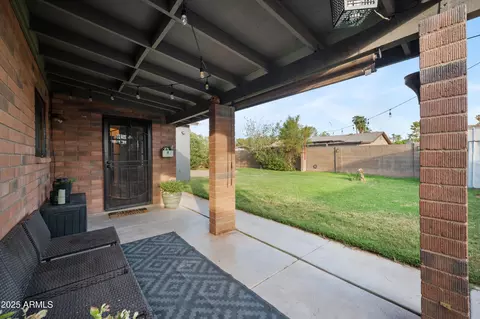 Exterior - 949 W Hackamore St, Mesa, AZ 85201 photo 7 of 7