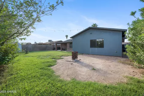 Exterior - 949 W Hackamore St, Mesa, AZ 85201 photo 6 of 7