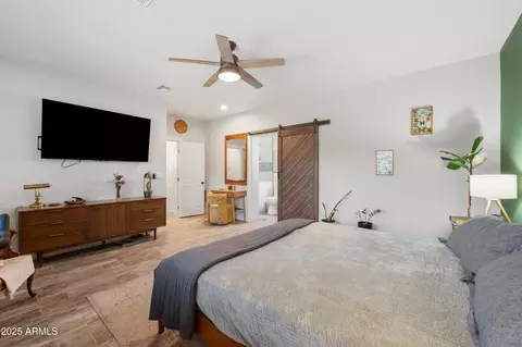 Bedroom - 949 W Hackamore St, Mesa, AZ 85201 photo 7 of 7