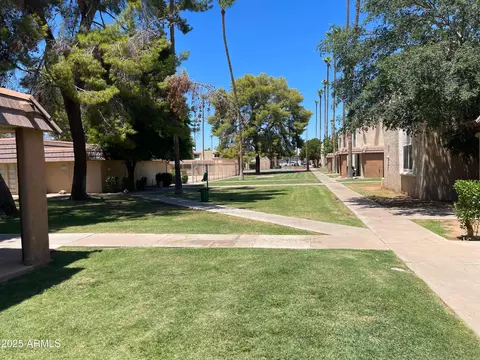 Exterior - 7126 N 19th Ave #199, Phoenix, AZ 85021 photo 8 of 9