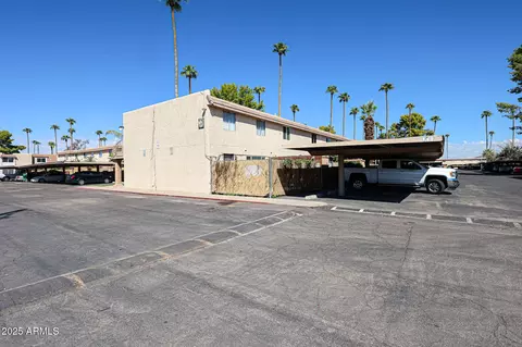 Exterior - 7126 N 19th Ave #199, Phoenix, AZ 85021 photo 4 of 9
