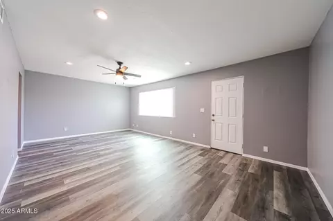 Living - 7126 N 19th Ave #199, Phoenix, AZ 85021 photo 2 of 6