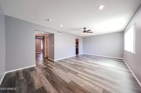 Living - 7126 N 19th Ave #199, Phoenix, AZ 85021 photo 1 of 6