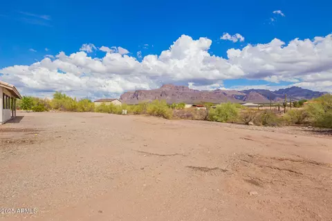 Exterior - 1737 S Mountain View Rd, Apache Junction, AZ 85119 photo 9 of 9
