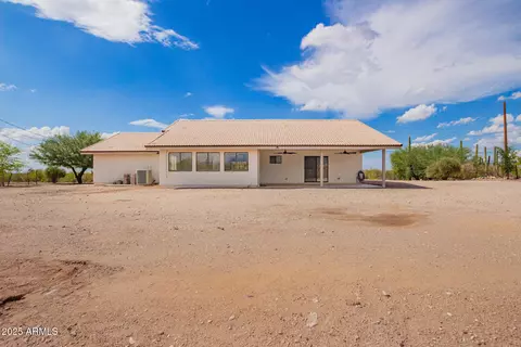 Exterior - 1737 S Mountain View Rd, Apache Junction, AZ 85119 photo 8 of 9