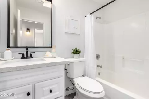 Bath - 1737 S Mountain View Rd, Apache Junction, AZ 85119 photo 3 of 3