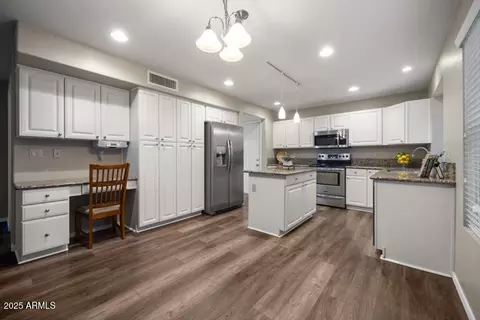 Kitchen - 6438 E Raftriver St, Mesa, AZ 85215 photo 4 of 5
