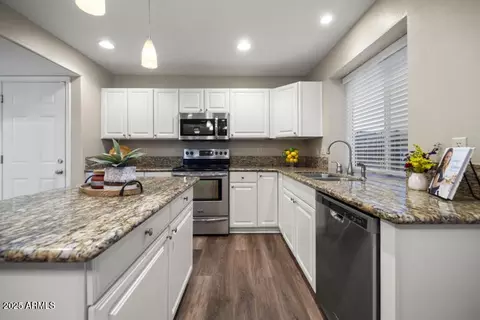 Kitchen - 6438 E Raftriver St, Mesa, AZ 85215 photo 3 of 5