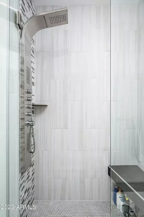 Bath - 4614 E Lafayette Blvd, Phoenix, AZ 85018 photo 8 of 9