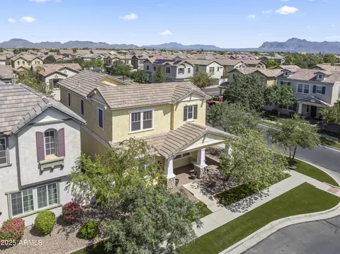 View/Area - 10436 E Nopal Ave, Mesa, AZ 85209 photo 1 of 7