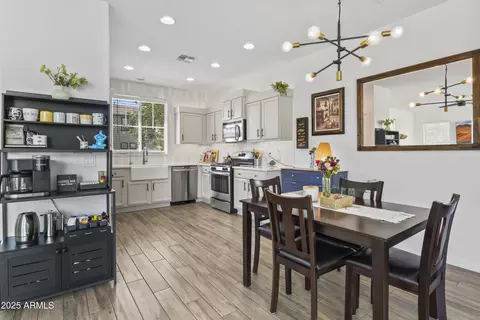 Dining - 10436 E Nopal Ave, Mesa, AZ 85209 photo 3 of 6