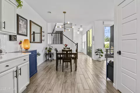 Entry Way - 10436 E Nopal Ave, Mesa, AZ 85209 photo 2 of 3