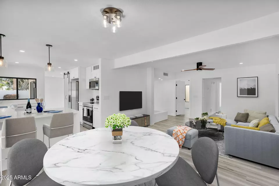 Dining - 4727 Euclid Ave, Phoenix, AZ 85044 photo 1 of 3