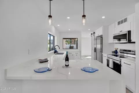 Kitchen - 4727 Euclid Ave, Phoenix, AZ 85044 photo 1 of 5