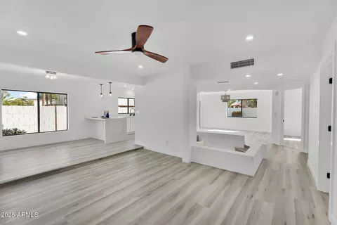 Living - 4727 Euclid Ave, Phoenix, AZ 85044 photo 1 of 3