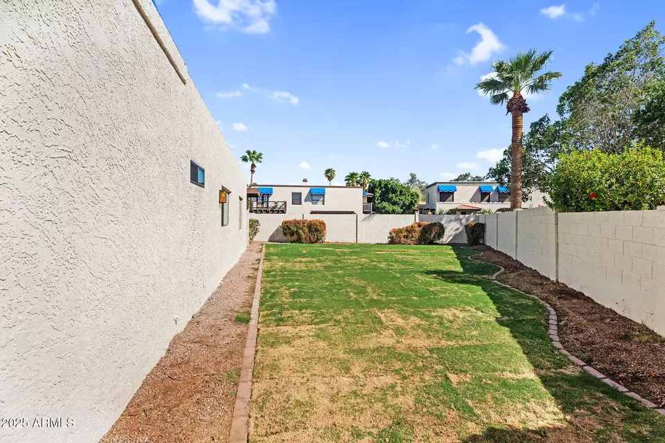 Exterior - 4727 Euclid Ave, Phoenix, AZ 85044 photo 5 of 6