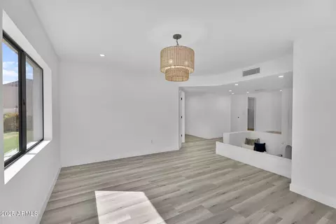 Living - 4727 Euclid Ave, Phoenix, AZ 85044 photo 2 of 2