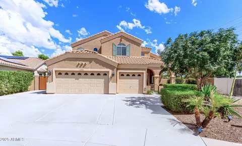 3901 S Halsted Dr, Chandler, AZ 85286
