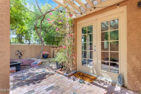 Exterior - 1101 E North Ln #3, Phoenix, AZ 85020 photo 2 of 20