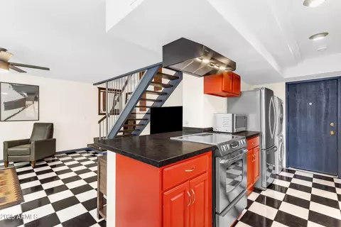 Kitchen - 1101 E North Ln #3, Phoenix, AZ 85020 photo 2 of 7