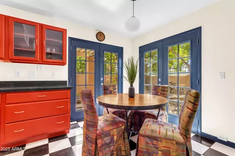 Dining - 1101 E North Ln #3, Phoenix, AZ 85020 photo 2 of 3