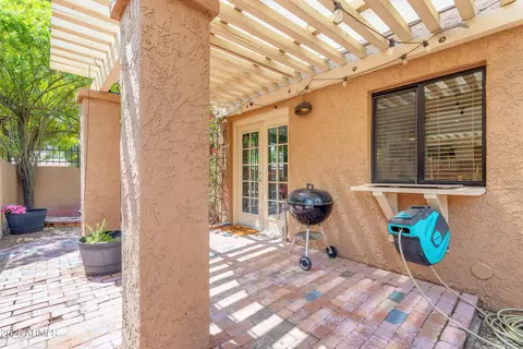 Exterior - 1101 E North Ln #3, Phoenix, AZ 85020 photo 4 of 20