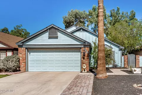 850 E Rockwell Dr, Chandler, AZ 85225