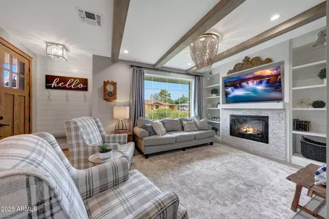 Living - 807 E State Ave, Phoenix, AZ 85020 photo 1 of 3