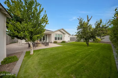 Exterior - 807 E State Ave, Phoenix, AZ 85020 photo 6 of 7
