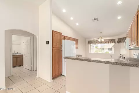Kitchen - 11541 E Lindner Ave, Mesa, AZ 85209 photo 1 of 5