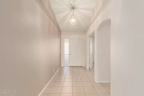 Entry Way - 11541 E Lindner Ave, Mesa, AZ 85209 photo 1 of 3