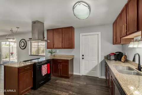 Kitchen - 2041 E 3rd Dr, Mesa, AZ 85204 photo 4 of 4
