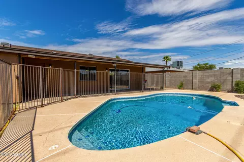 Exterior - 2041 E 3rd Dr, Mesa, AZ 85204 photo 5 of 8