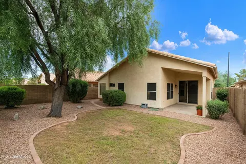 Exterior - 1281 E Sierra Madre Ave, Gilbert, AZ 85296 photo 3 of 9