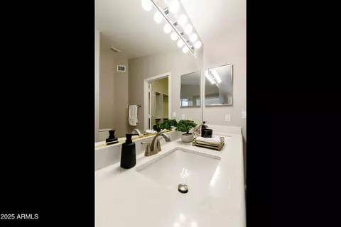 Bath - 1281 E Sierra Madre Ave, Gilbert, AZ 85296 photo 3 of 4