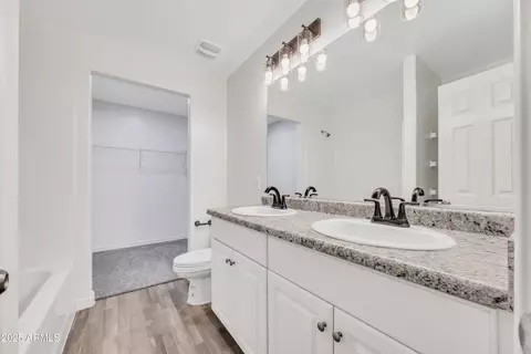 Bath - 131 E Douglas Ave, Coolidge, AZ 85128 photo 1 of 1