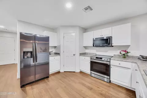 Kitchen - 131 E Douglas Ave, Coolidge, AZ 85128 photo 4 of 4