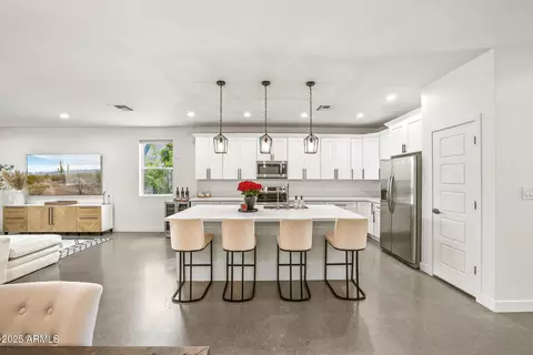 Kitchen - 2914 E Blanche Dr, Phoenix, AZ 85032 photo 4 of 4