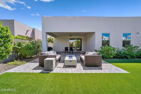 Exterior - 2914 E Blanche Dr, Phoenix, AZ 85032 photo 2 of 5