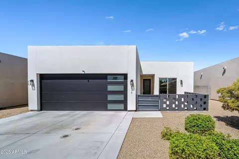 2914 E Blanche Dr, Phoenix, AZ 85032