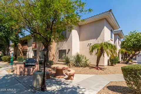 10030 W Indian School Rd #221, Phoenix, AZ 85037