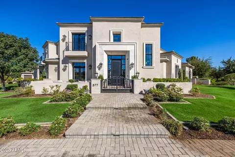 577 W Horseshoe Pl, Chandler, AZ 85248